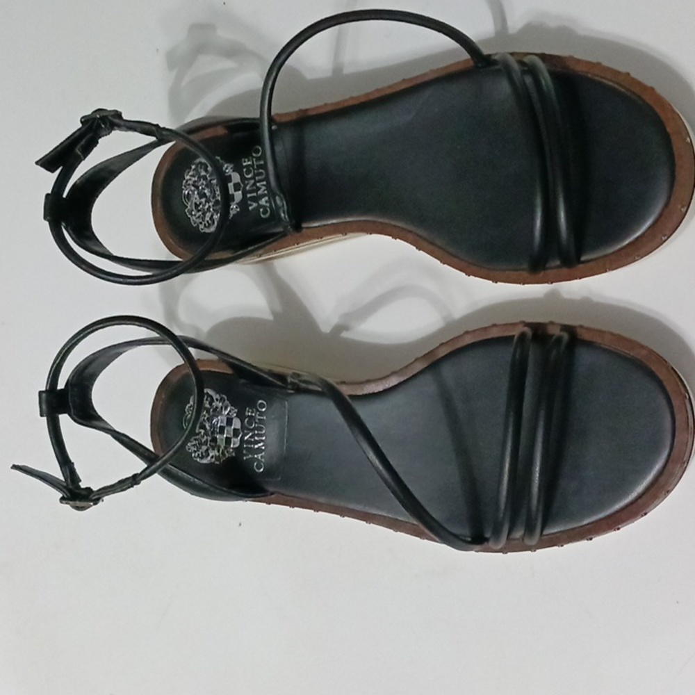 Vince Camuto Black Ladies Sandals  - 8M